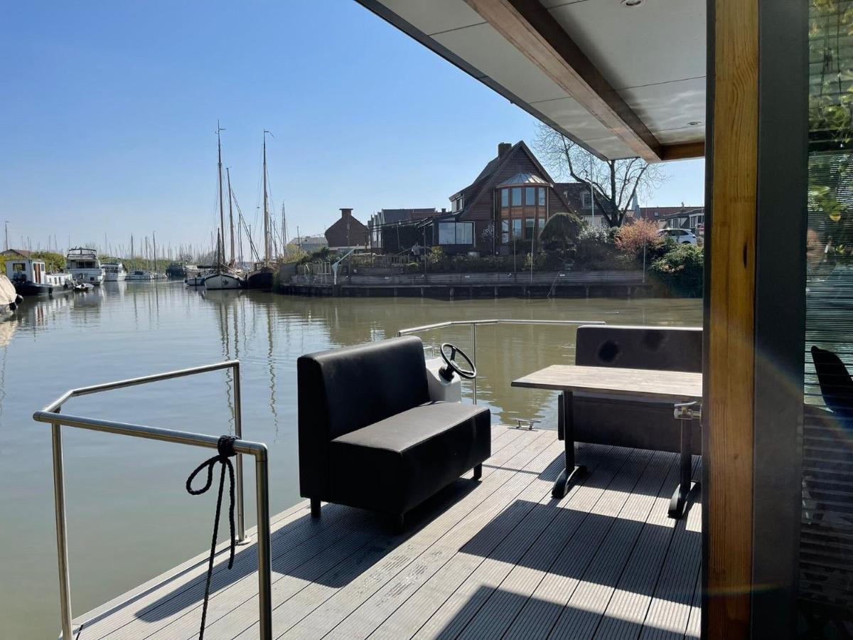 Waterfront Houseboat Near The Centre Hotel Monnickendam Exterior foto